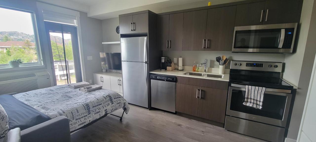 Cozy Studio Suite, 15Min Walk To Downtown Kelowna Exterior photo